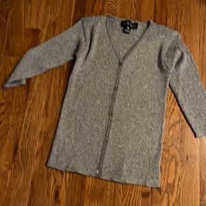 Ellen Tracy silver V cardigan with 3/4 sleeves